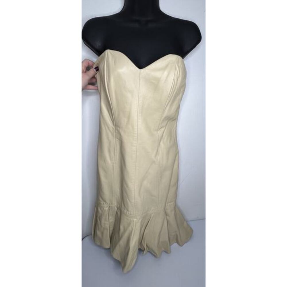 VTG Vakko Strapless Sweetheart Neckline Flounced Hem Leather Party Dress Size 8